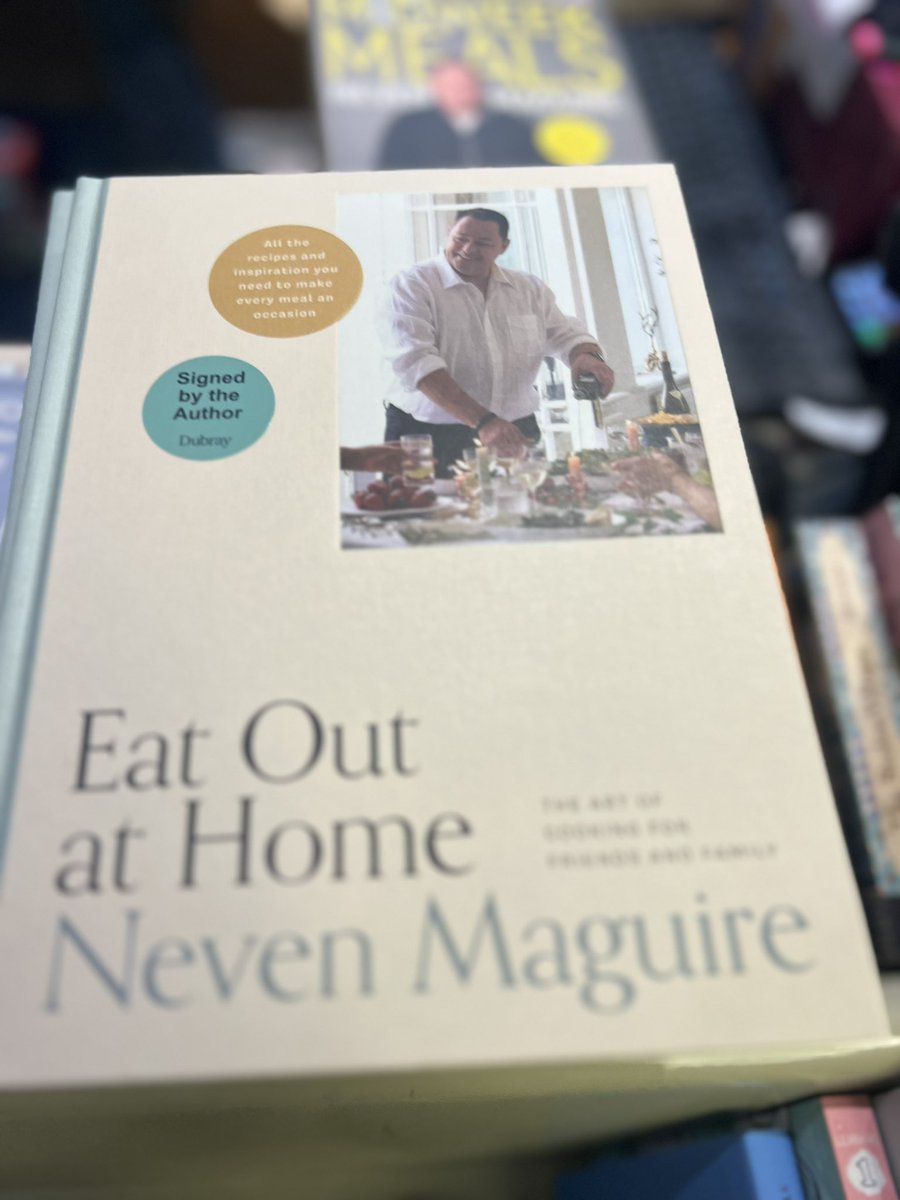 nevenmaguire's tweet image. I’m over the moon my new cookbook set out at home is the best selling cookbook in Ireland 🇮🇪 in the last week thank you so so much for all your support #sohappy @Gill_Books