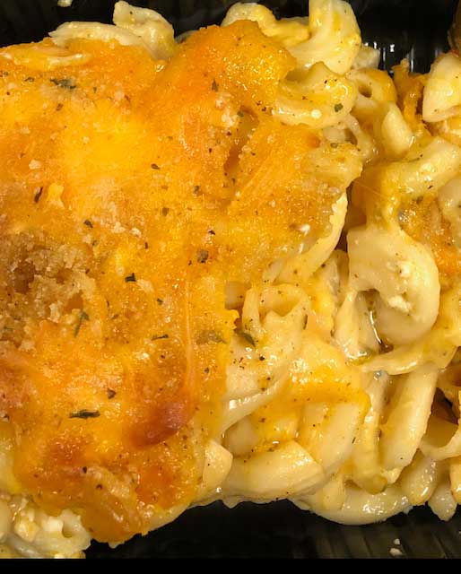 OnSidez21430's tweet photo. Nothing says comfort food like our creamy, dreamy macaroni and cheese. It's the perfect blend of cheesy goodness and comforting pasta, guaranteed to bring a smile to your face. Get your fix!

#MacaroniandCheese 
https://t.co/1PTzstOGRd https://t.co/Hc8UiQwKgd