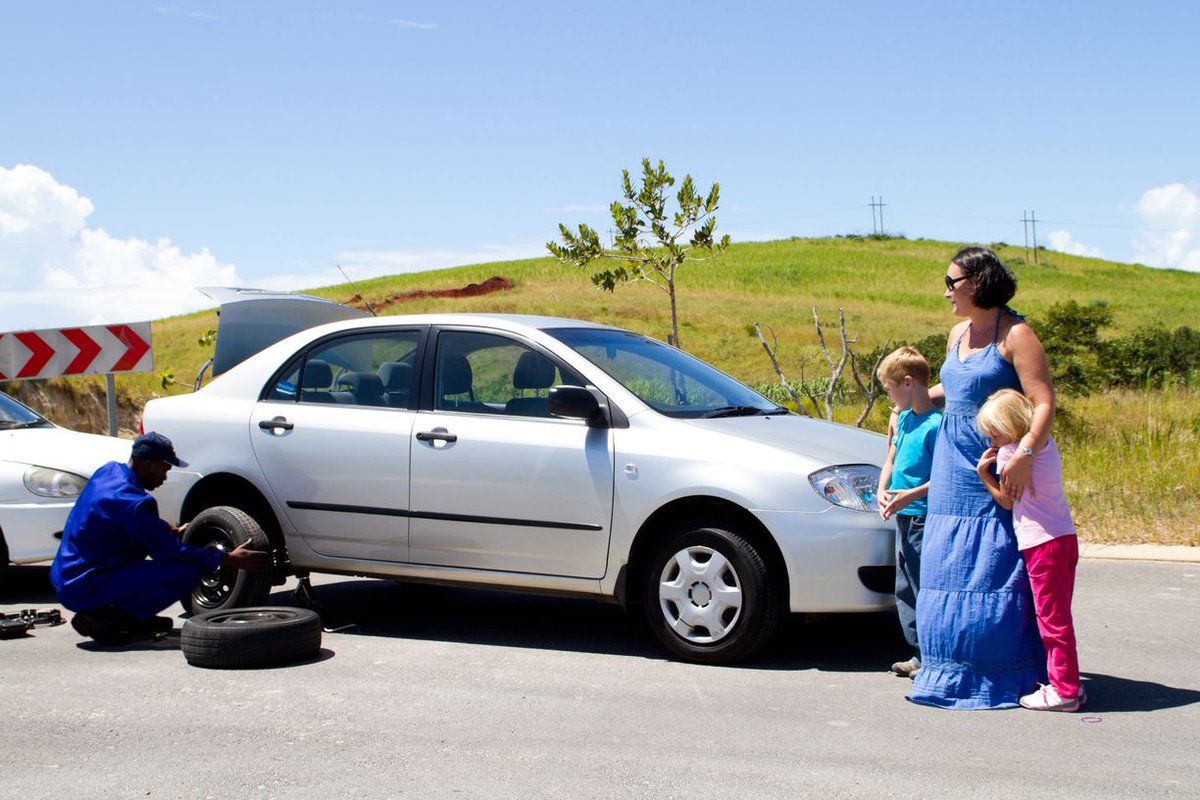 CRSAFirstChoice's tweet image. Don&apos;t risk driving on a spare tire any longer. We offer quick and reliable spare tire replacements to keep you moving safely. Give us a call and let us handle your tire needs with professionalism and care. #SpareTireReplacements roadsideassistancecharlotte.com/contact