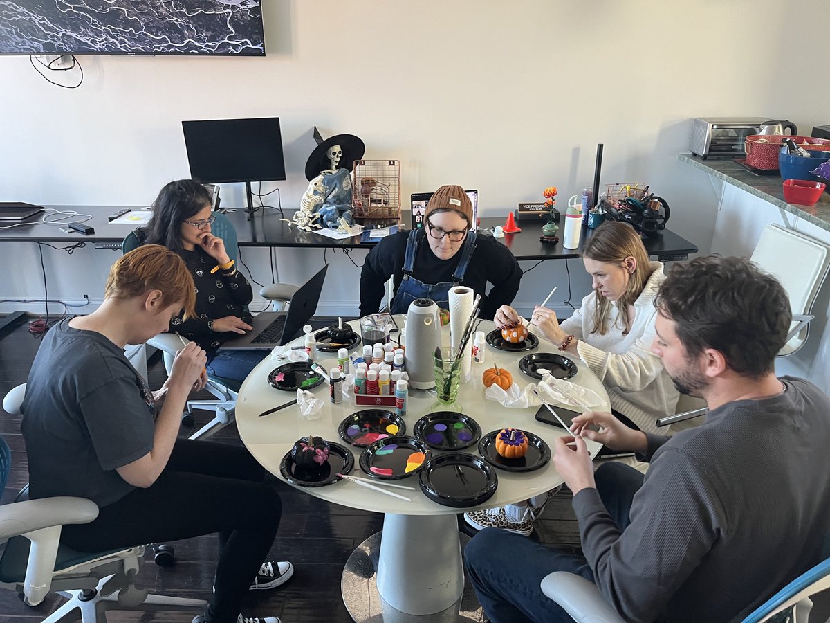 insomniacdesign's tweet photo. 🎃✨ To celebrate the spooky season, our DC and remote teammates came together to paint pumpkins and show off other crafting skills! Take a look at all the creativity! ✨🎃 https://t.co/NjgAuJDfsJ