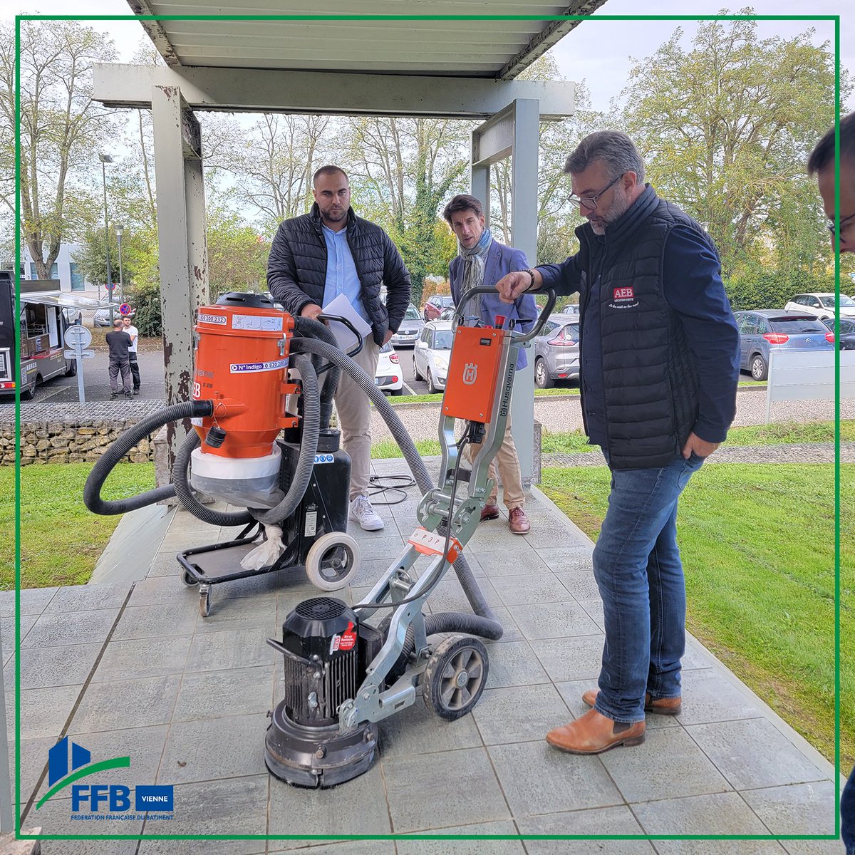 📸Le 16 octobre, nous avons eu le plaisir d'accueillir une réunion dédiée à la #prévention, en présence de l'Union de la Maçonnerie et du Gros Œuvre (#UMGO). Merci à Julien Beideler, le secrétaire général de l’UMGO,  Un grand merci également à tous nos participants ! #ffb    #BTP