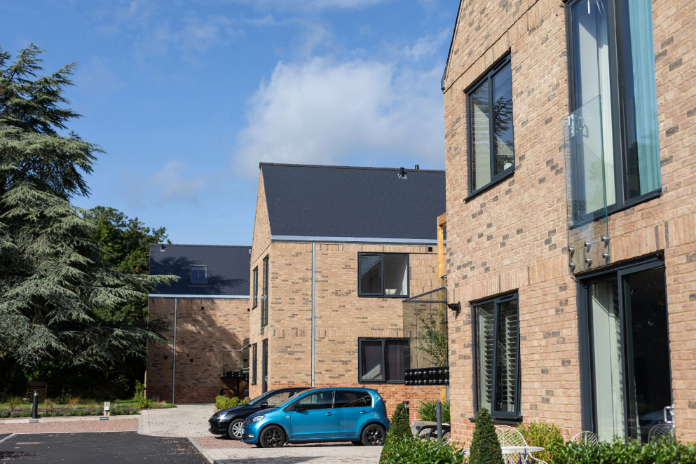 <a href="/CedralUK/">Cedral UK by Etex</a>  offers over 100 years of expertise, sustainable materials, innovative designs, extensive colour options, dedicated support, and guaranteed high-quality products for bespoke facades and roofing solutions.

Read ➡️
hbdonline.co.uk/news/14-reason…

#hbd #housebuilder