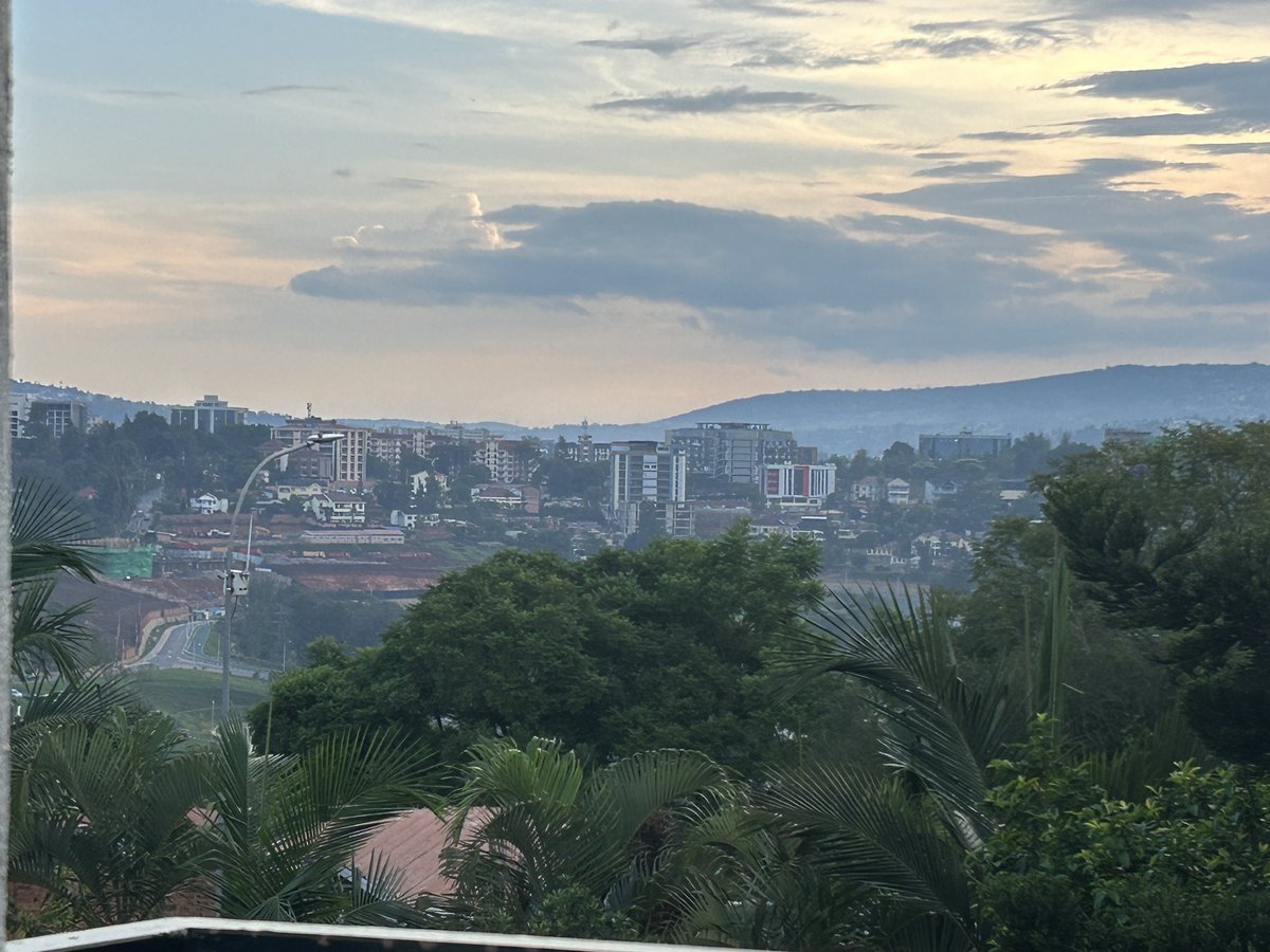 markonerock's tweet image. Lovely to be back in Rwanda. The view is good and the weather is great (apart from the occasional thunderstorms). Looking forward to a big weekend of training coaches and starting a new Institute cohort.