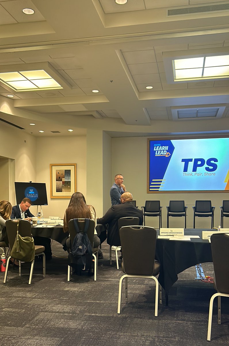 L. Pottinger (@lamarr_lead) on Twitter photo “There is no testimony if you have never been tested…” <a href="/MarkHTrumbo/">Mark Trumbo</a> cooking this morning in our Pathway Program! 🔥
#NCAALearnLead “There is no testimony if you have never been tested…” <a href="/MarkHTrumbo/">Mark Trumbo</a> cooking this morning in our Pathway Program! 🔥
#NCAALearnLead