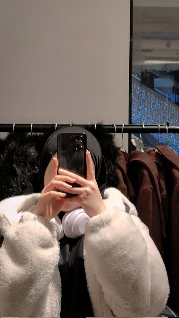 BatoulM52475887's tweet photo. يلي يجرب الـ Shopping 🛍️ معي يخسر 💸
#Winter_clothes https://t.co/clAKDFYUPQ