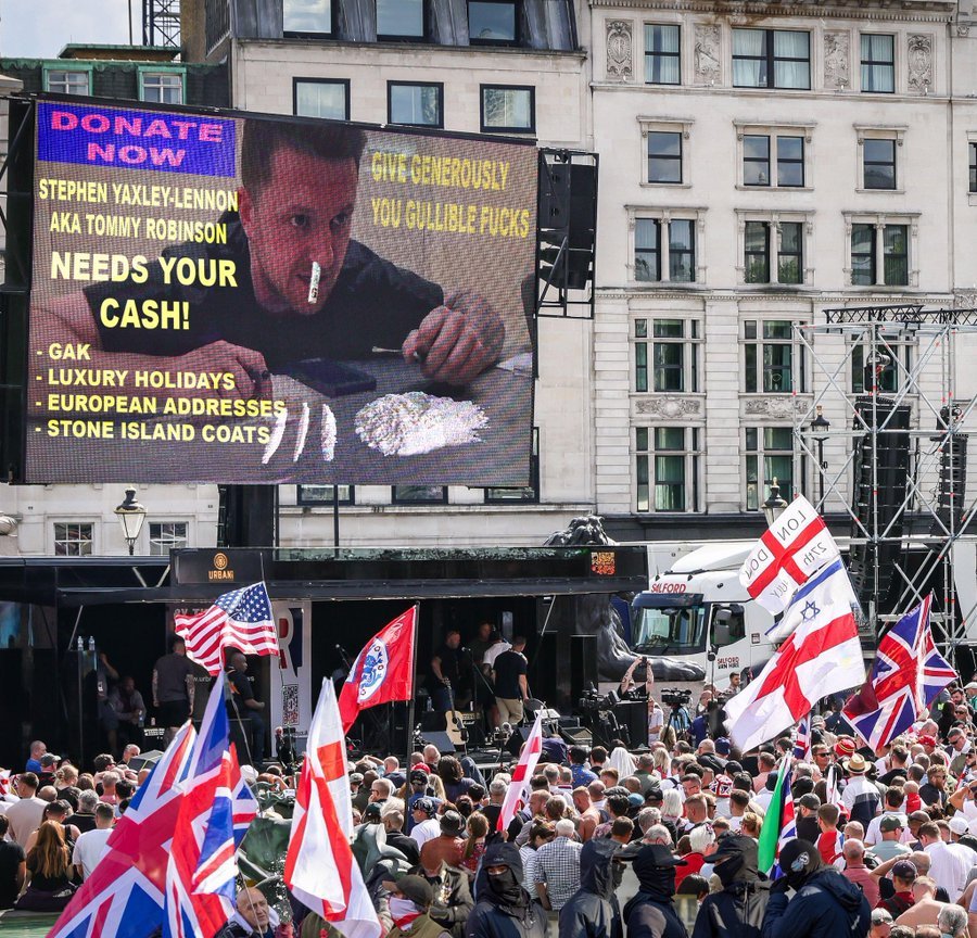 RedrichLFC's tweet image. Brave little Tommy Robinson blocks you if you show this by @coldwarsteve