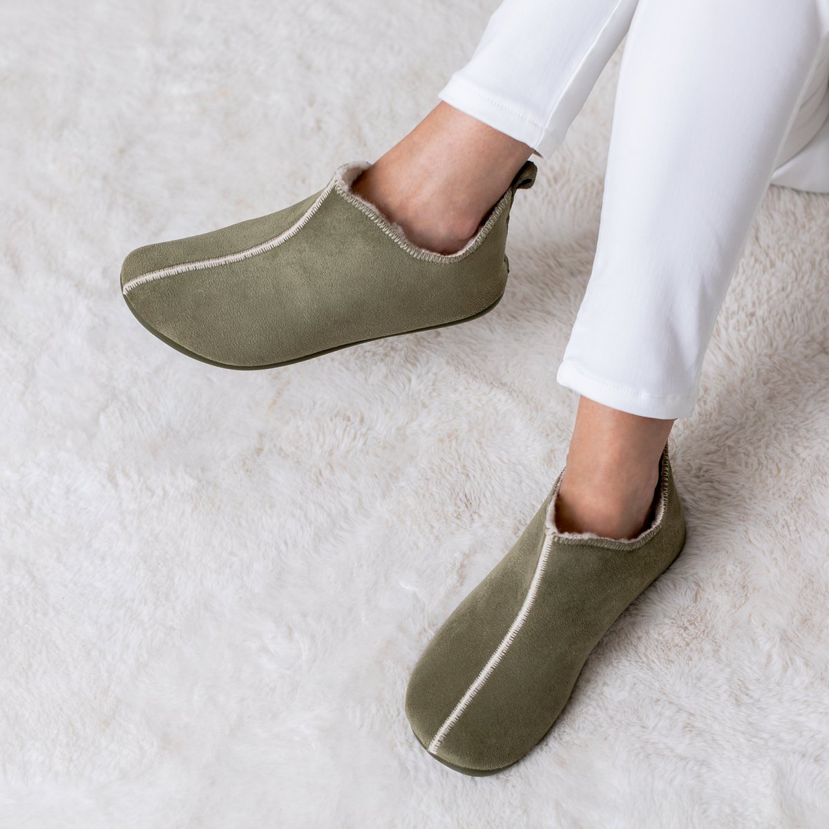 Searching for the perfect #EcoGifts? 🎁🌿 SnugToes tops our list of warm, sustainable presents this season! Pair them with a reusable mug, bamboo blanket, or plant-based candle for a gift that warms both heart and planet. 💫🌍 #sundayvibes