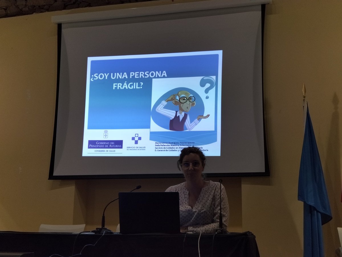 Hoy en la Casa de Cultura en Cangas del Narcea, <a href="/astursalud/">Consejería de Salud</a> colaborando con el ayuntamiento, Tiempo Propio por los actos del Día Internacional de las Personas de Edad.
La Unidad de fisioterapia del área 2 colabora dando herramientas para poder mejorar el estado físico.
#area2