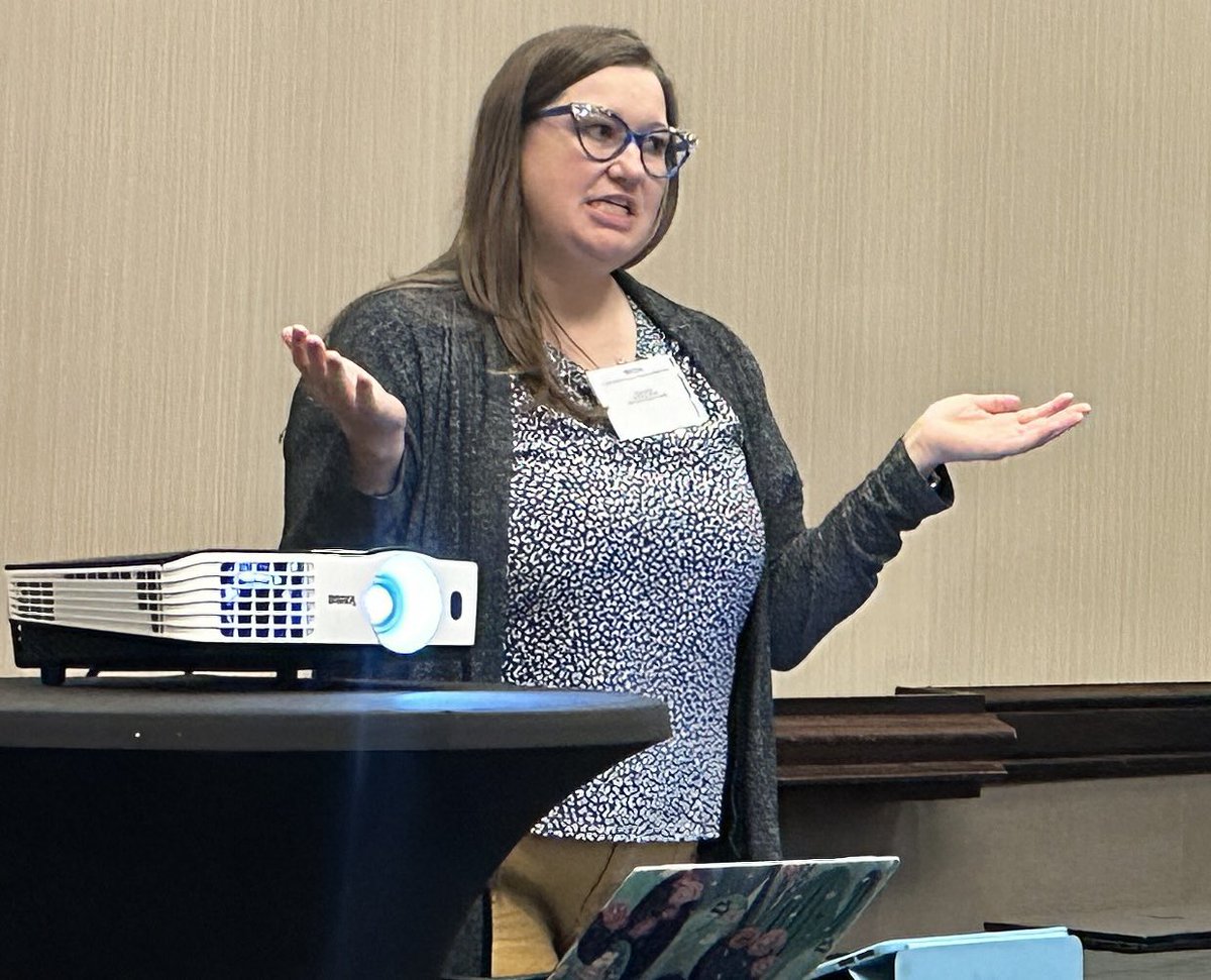 Dr. Gerald W. Schattle 🎓📚📝🚌 tweet media