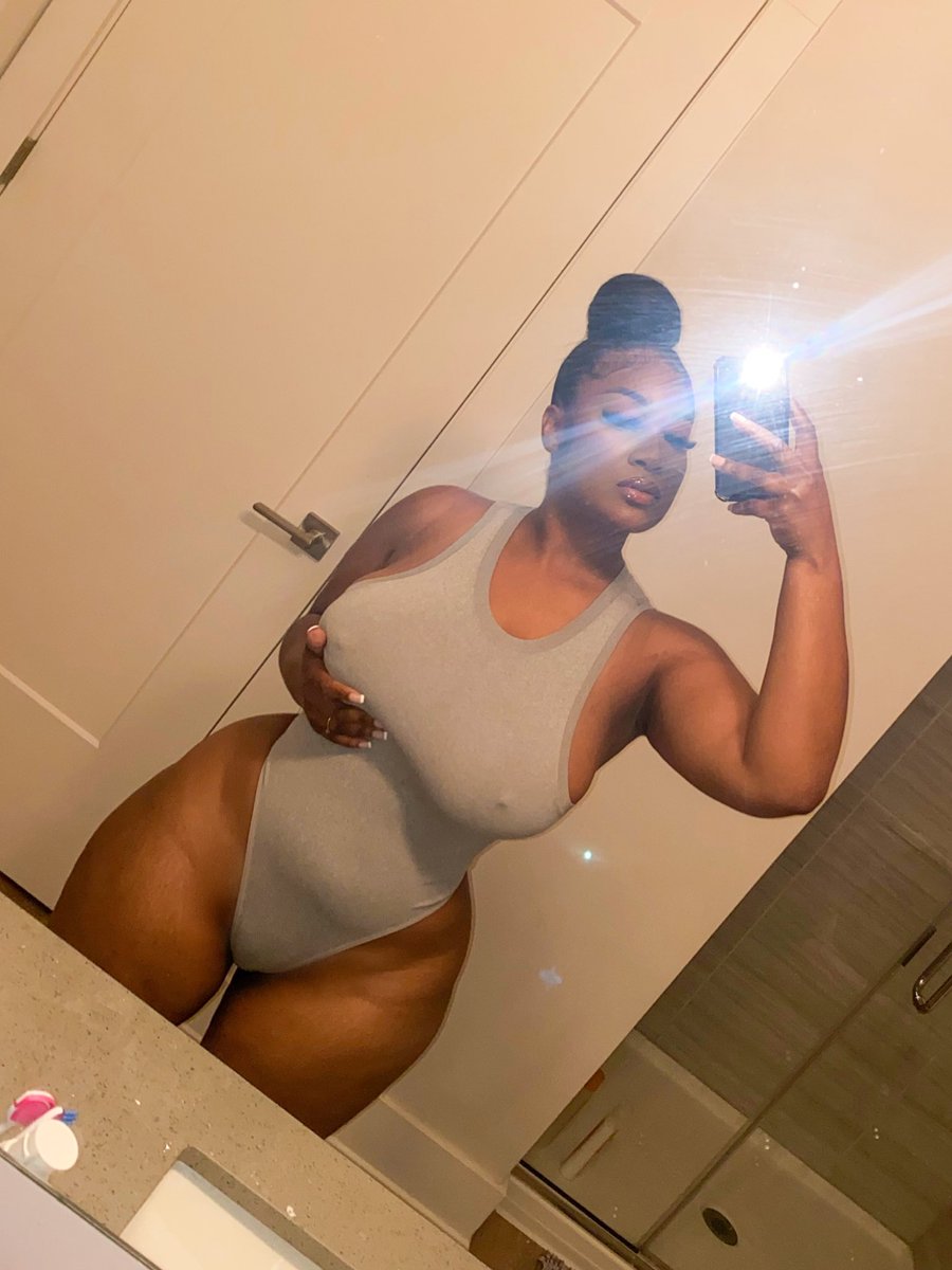 melaninpalace's tweet photo. shape https://t.co/gsrsf1jSGn