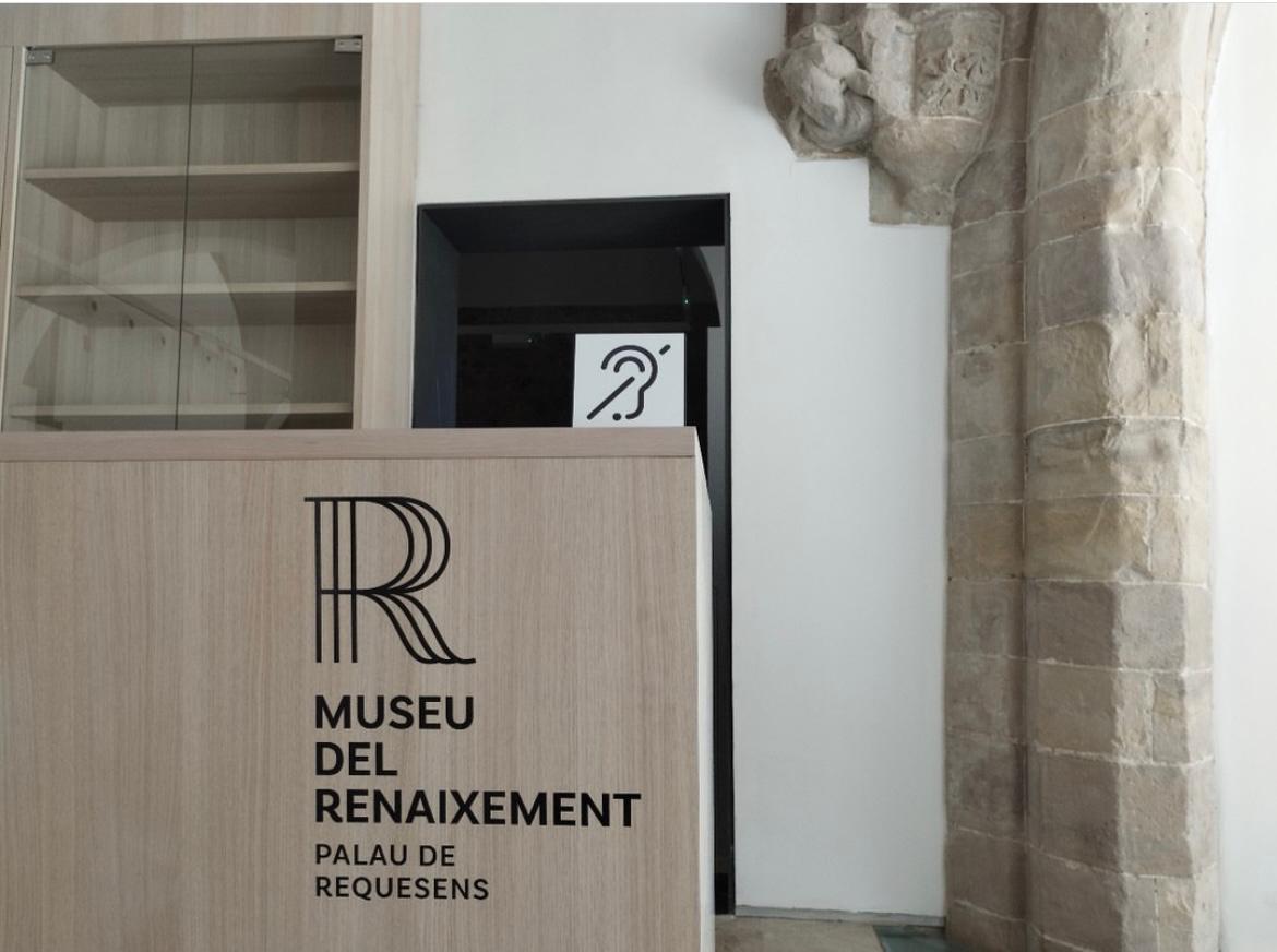 MRenaixement's tweet photo. El #MRXT comptarà amb recursos d’accessibilitat per a persones amb mobilitat reduïda i diversitat funcional, sensorial i cognitiva, entre els quals bucles magnètics zonals i portàtils per facilitar les visites guiades a usuaris d’audiòfons #PatrimoniAccessible #MuseusAccessibles https://t.co/xLRFk4YSmd