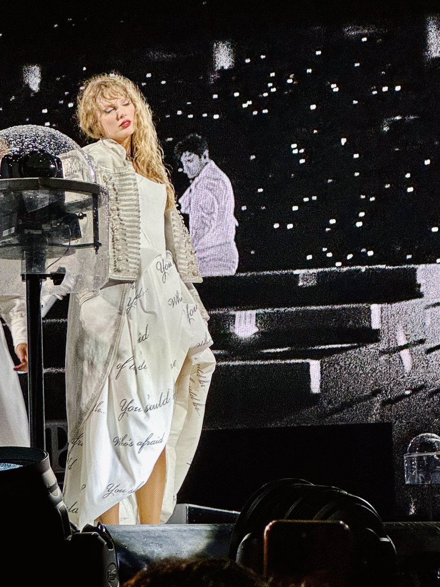 Mia Ersoff tweet media