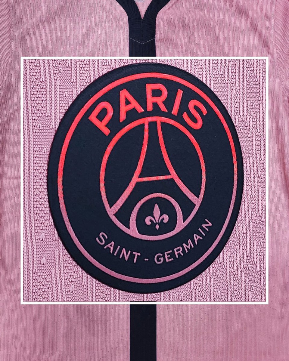 Dhem_boost's tweet photo. #KitOfTheDay 👉🏼 @PSG_inside, @PSG_Feminines; 24-25 Authentic Third Kit by @Jumpman23, Sponsor by @qatarairways; Bought from @eBay

#PSG / #QatarAirways / #NikeFootball / #3rdKit / #eBay / #𝗣𝗦𝗚𝘅𝗝𝗼𝗿𝗱𝗮𝗻 / #WeAreParis / #Jumpman / #IcicestParis / #LaVieEnRose / #BadgePorn https://t.co/RexNdRad9k