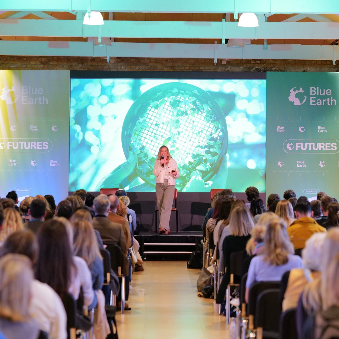 eXXpedition's tweet photo. It was so great to catch up with everyone at the @BlueEarthSummit last week! @emilypenn shared the stage with Sian Sutherland from @aplastic_planet and an amazing array of innovators sharing their solutions for a future of materials… post-plastic!

📸: Harry McCulloch https://t.co/Quy9qyOxM2