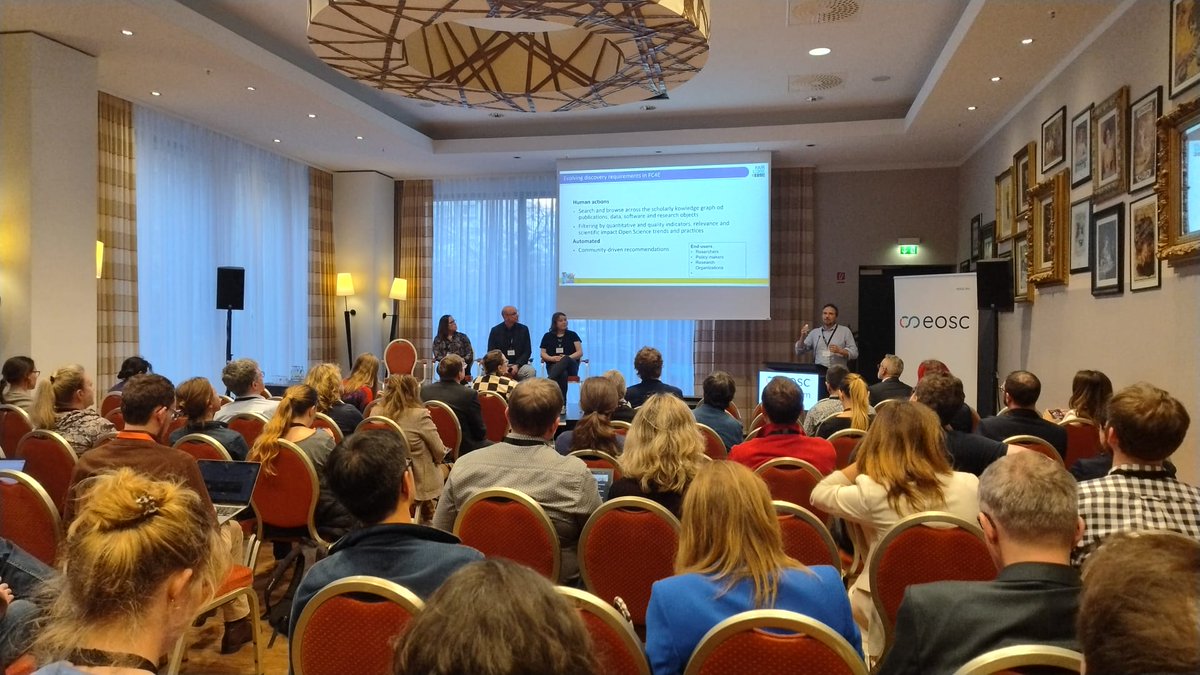 FAIRCORE4EOSC's tweet photo. Live from the #EOSCSymposium today! ⭐️

Presenting FAIRCORE4EOSC to a packed conference room in Berlin is Paolo Manghi (@OpenAIRE_eu), giving a short pitch presentation on "Introduction to innovative solutions to improve #findability from user perspective by FAIRCORE4EOSC". https://t.co/qsxWRBSfo8