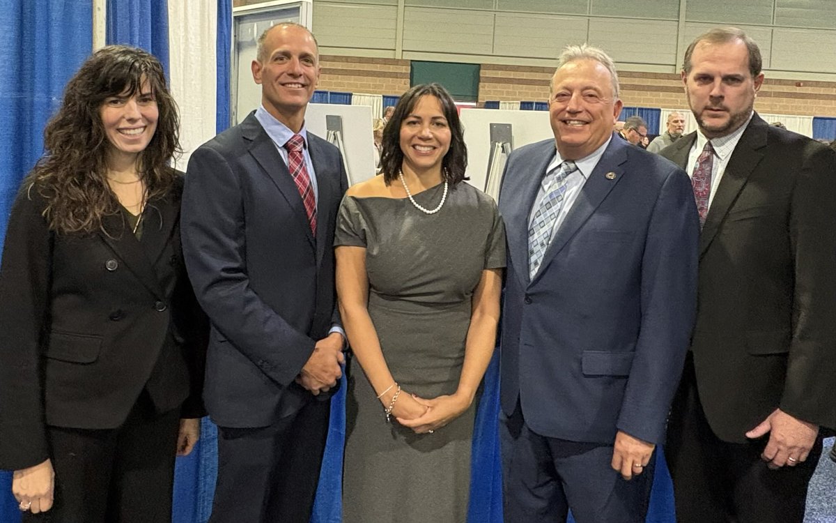 NJASA President Nelyda Perez offers opening remarks at Workshop 24’s ribbon cutting ceremony and introduces the NJASA leadership team.