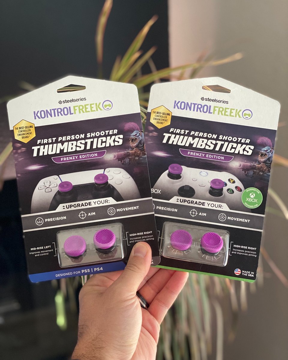 KontrolFreek's tweet photo. Frenzy thumbsticks help get the job done! 😤
Grip ✅
Comfort ✅
Precision ✅
Killer good looks 😘
#UpGradeYourPlay now!
➡️ https://t.co/lWN0nt2bPl https://t.co/AJGxW6l191
