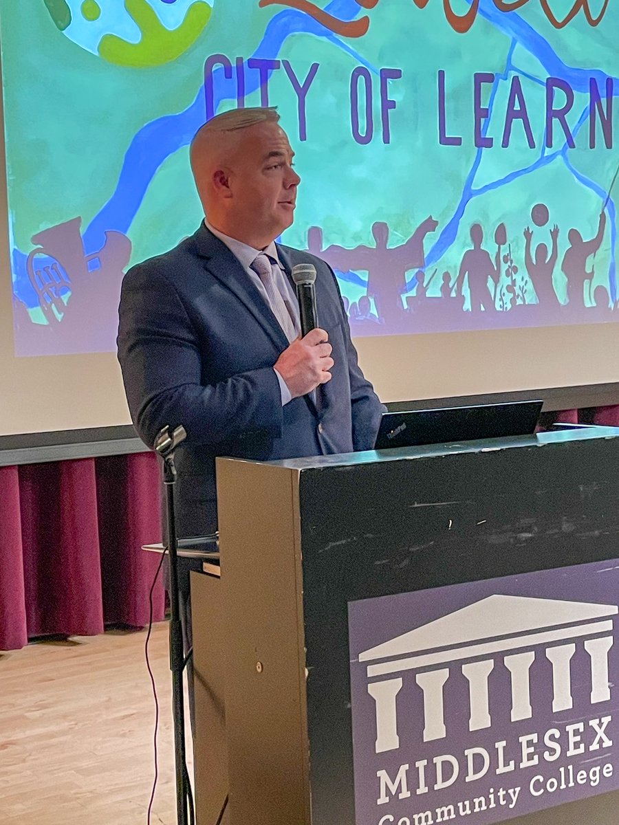 Mayor Daniel P. Rourke tweet media