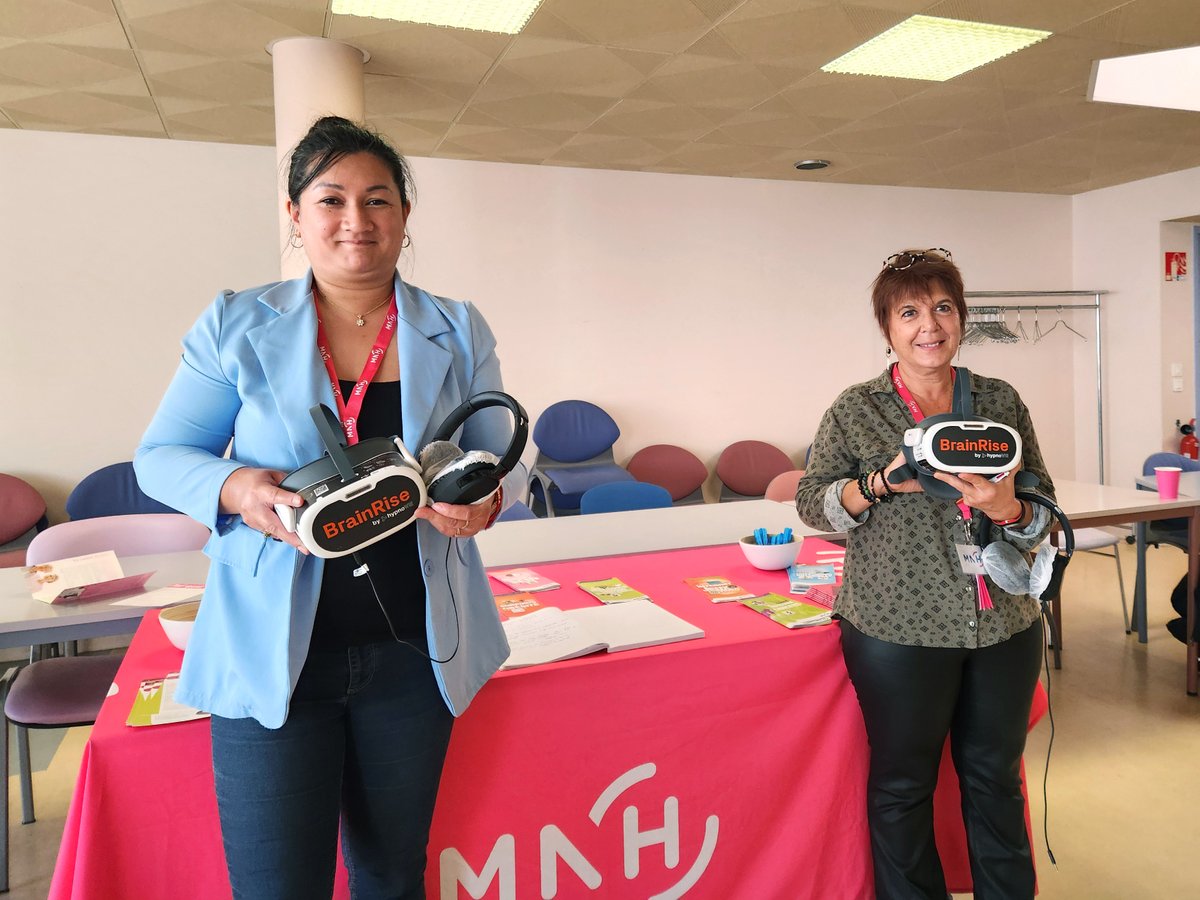 Centre Hospitalier de l'Agglomération Montargoise (@cham45200) on Twitter photo 📅 Le 22/10, la <a href="/MNHmutuelle/">Mutuelle Nationale des Hospitaliers</a> a organisé une double action au CHAM :
☕️ 7h à 10h : petit-déjeuner offert au club médical.
🧘♀️ 10h à 16h : journée bien-être avec séances de relaxation par réalité virtuelle.
Merci à la MNH pour cette initiative dédiée au bien-être du personnel ! 📅 Le 22/10, la <a href="/MNHmutuelle/">Mutuelle Nationale des Hospitaliers</a> a organisé une double action au CHAM :
☕️ 7h à 10h : petit-déjeuner offert au club médical.
🧘♀️ 10h à 16h : journée bien-être avec séances de relaxation par réalité virtuelle.
Merci à la MNH pour cette initiative dédiée au bien-être du personnel !