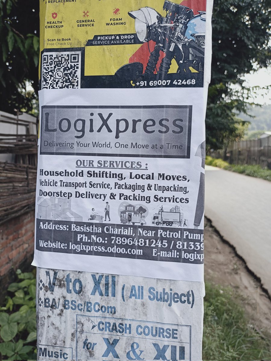 LogiXpress_co's tweet image. &quot;Keeping your business moving, one delivery at a time! 🚚⚡️ Choose #LogiXpress for fast, reliable logistics solutions tailored to your needs. Let’s get it there! 📦💨 #LogisticsExperts #OnTheMove&quot;