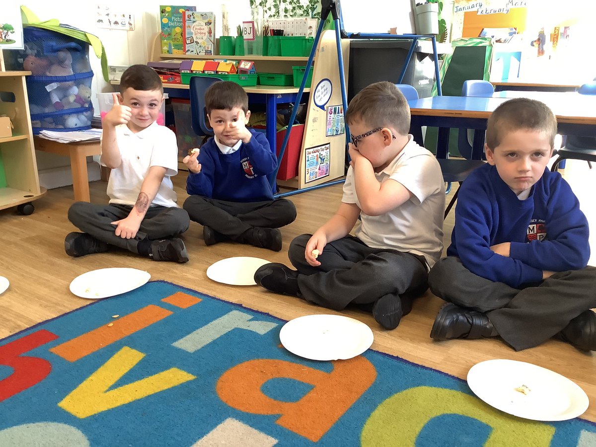 MPPS_Wirral's tweet photo. Dear Supermarket…
Year 1 have invented their brand new, adapted story based off Dear Zoo. We even taste tested our new ingredients to generate some super power adjectives.
Can you guess what was runny, sticky and sweet?
#MPPSLiteracy #DearSupermarket #food https://t.co/L91jE7cXzR