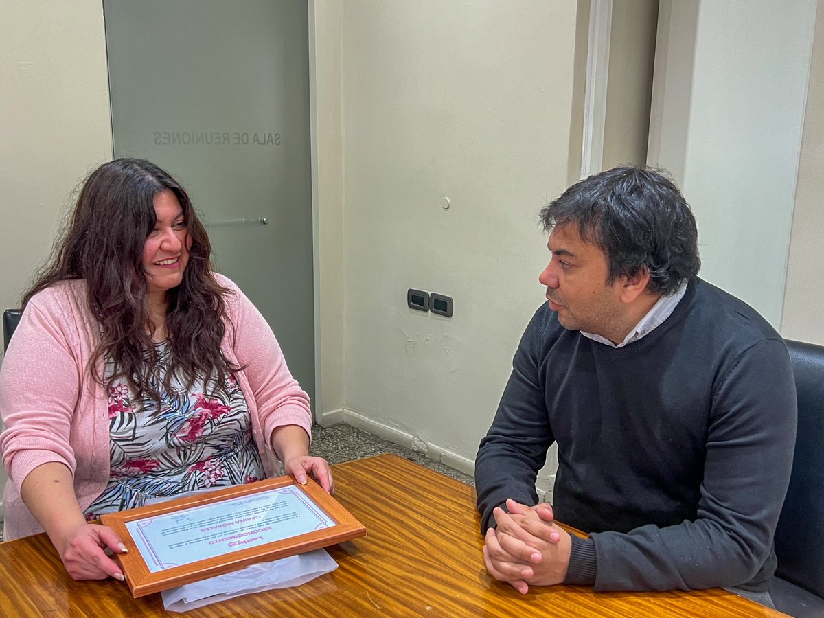 lopresti_lh's tweet image. #DocenteDestacada 👩🏻‍🏫 Recibimos a la docente lasherina Carina Morales, quien fue destacada a nivel Nacional por el premio "Docentes que Inspiran".