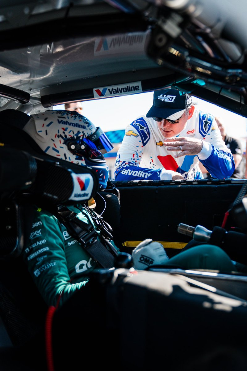 JeffGordonWeb tweet picture