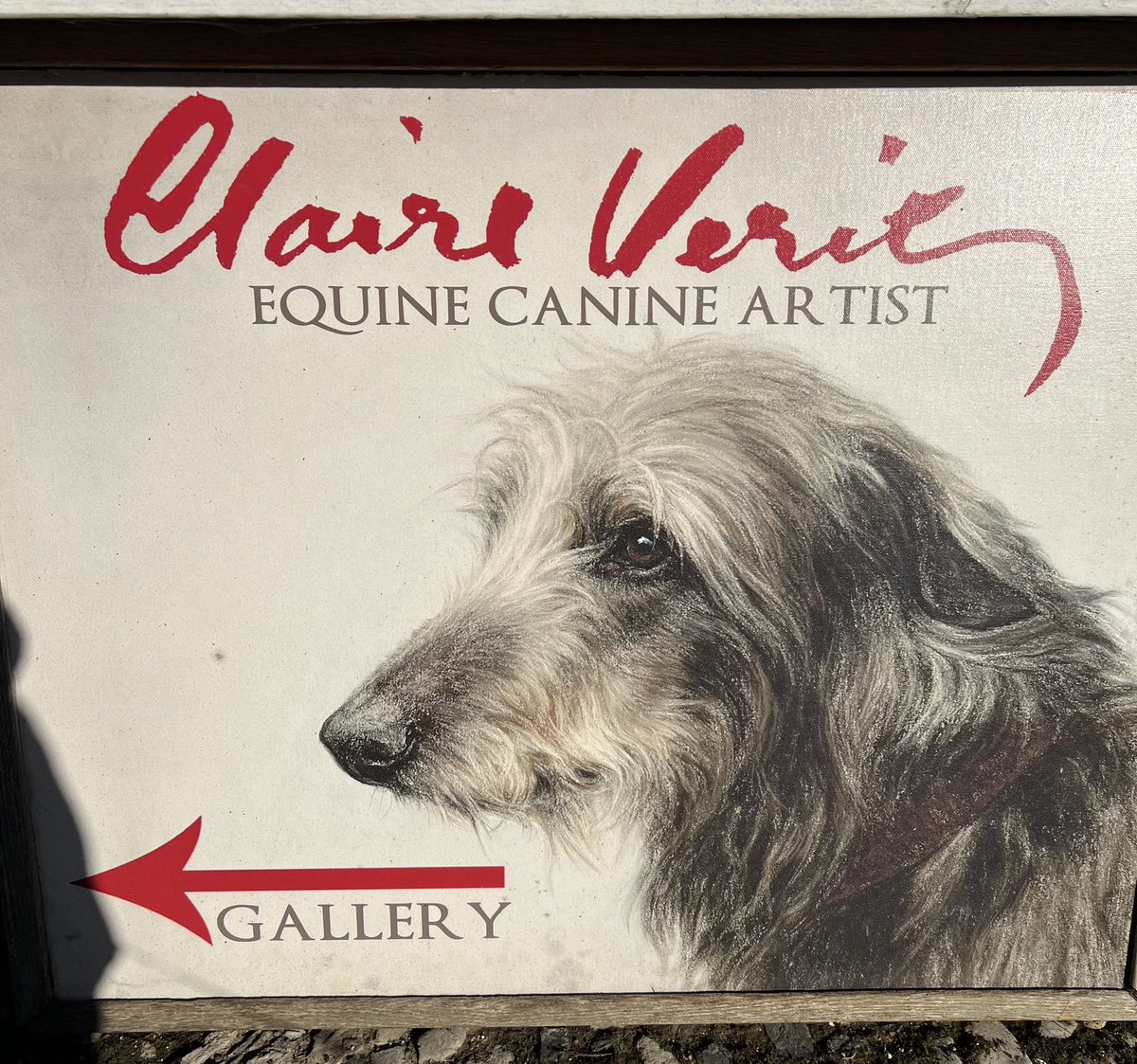 Lottie Loobrush tweet media