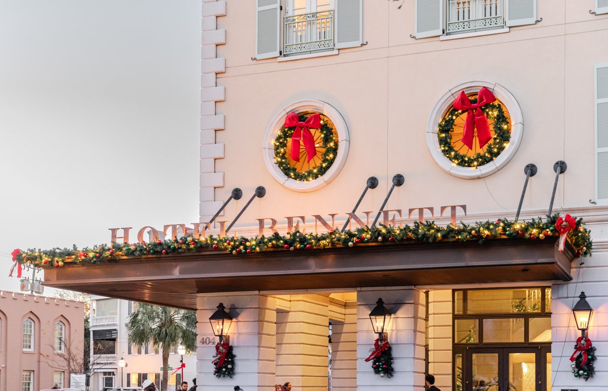 The magic of the holiday season is just around the corner, &amp; we can’t wait to celebrate with you. From our enchanting tree lighting to heartwarming carolers, festive teas with Santa, &amp; more, Hotel Bennett is your home for unforgettable holiday moments. 🎁 bit.ly/40eC95D
