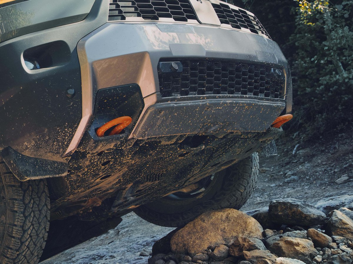 Honda's tweet image. The trail-ready 2026 #HondaPassport TrailSport is coming - packed with increased capability and innovative off-road features.
Stay informed: honda.us/4haBY0Z