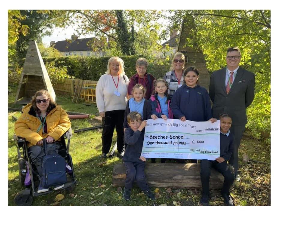 We had the absolute pleasure of meeting some of the children and Mr. Christian at @BeechesCP Primary to present a cheque for £1,000 as a gift to the school. We are thrilled to support our local schools, giving each one £1,000 to use in ways that best benefit their pupils.
