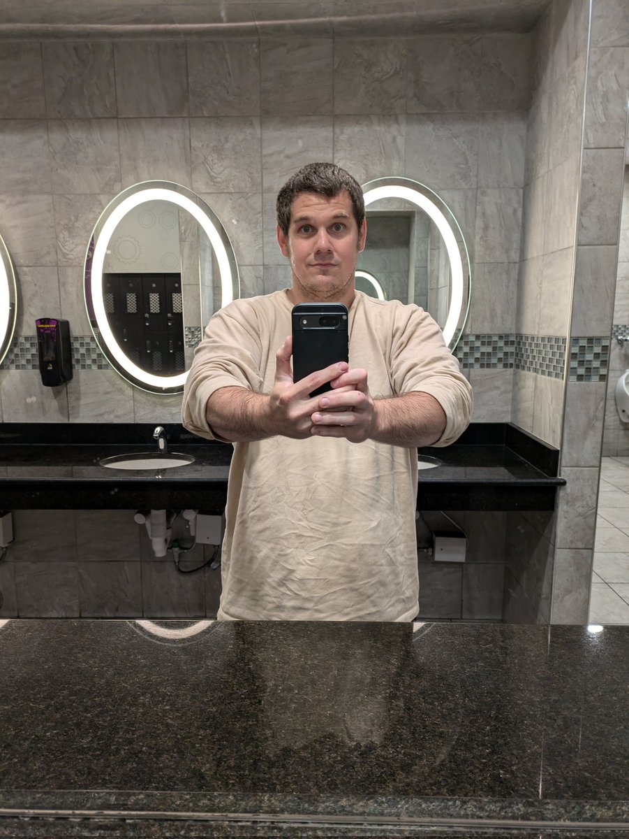 ross_write's tweet image. Day one of going back to the gym