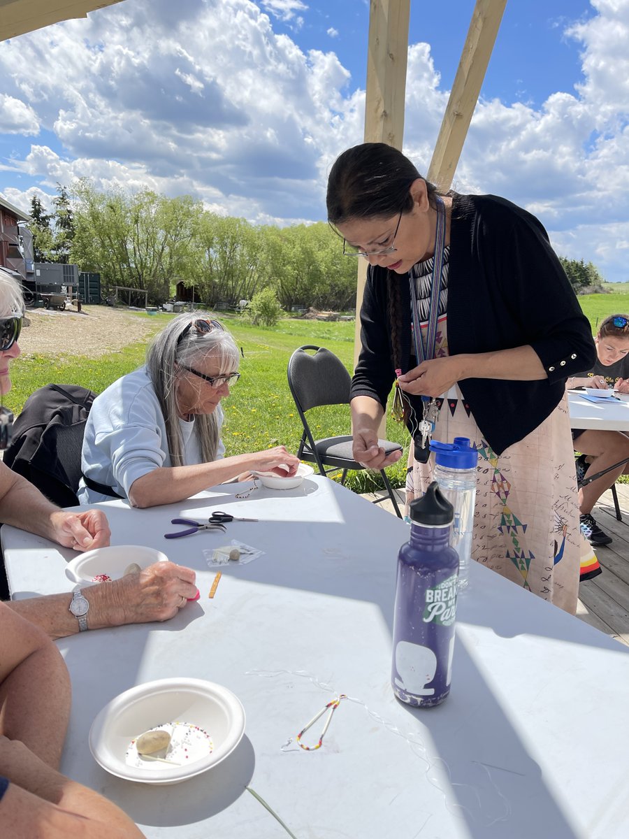EllisNatCentre's tweet photo. Don't forget to fill out our event survey if you attended one of our events this season, as its only open until Nov 1! This survey will help us learn which events people liked most, which events to bring back, &amp; types of new events we can offer. The link can be found in our bio. https://t.co/2j8fKURGvm