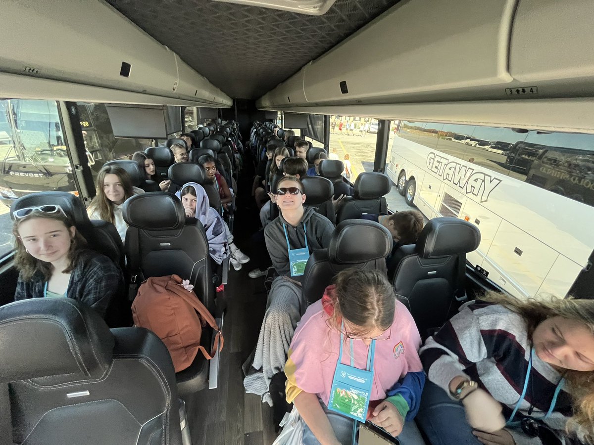 BunsoldMiddle's tweet photo. Bus 2 pit stoppin’ in Breezewood, PA… along with every other middle school in the country apparently. Next stop: Gettysburg! #bmsdc2024 #bus2 #arewethereyet #whenislunch #sandlot #thegreatbambino https://t.co/3YBNUC0qNA