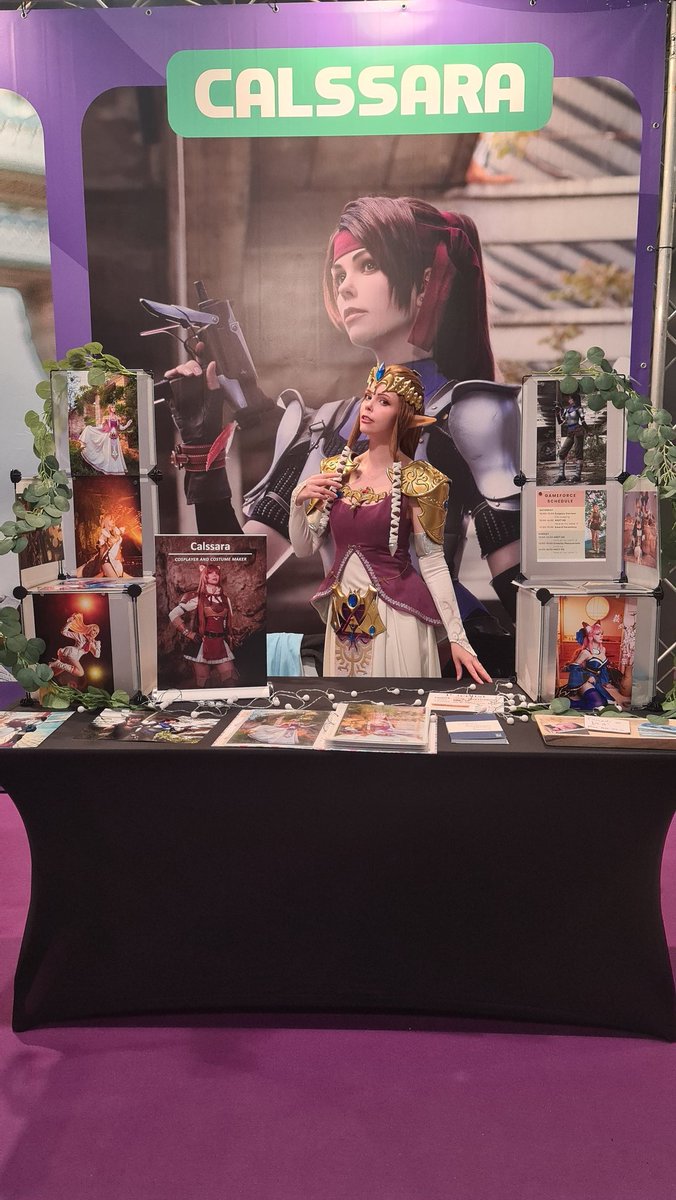 Calssara's tweet photo. I have not posted pics from #Gameforce in #Utrecht #Netherlands here, yet.
The preliminary for the E2C (Europa Cosplay Cup) was super fun to judge! Many amazing costumes and performances 🥰.
Had a great time to judge with @Umaruu_nn and @ShienraCostumes https://t.co/3r5pITKP0g