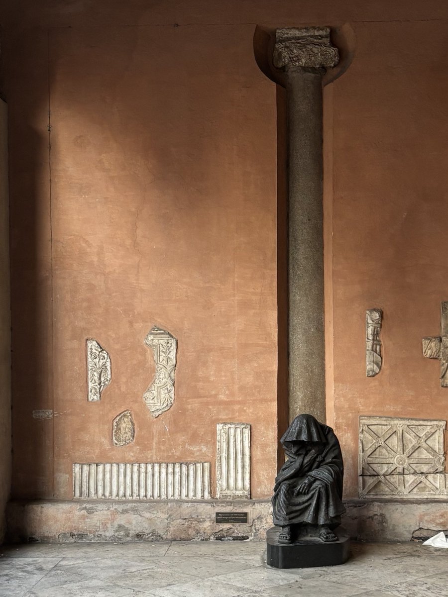 jmde99's tweet photo. Detalles de Roma https://t.co/FLRuK7C0At