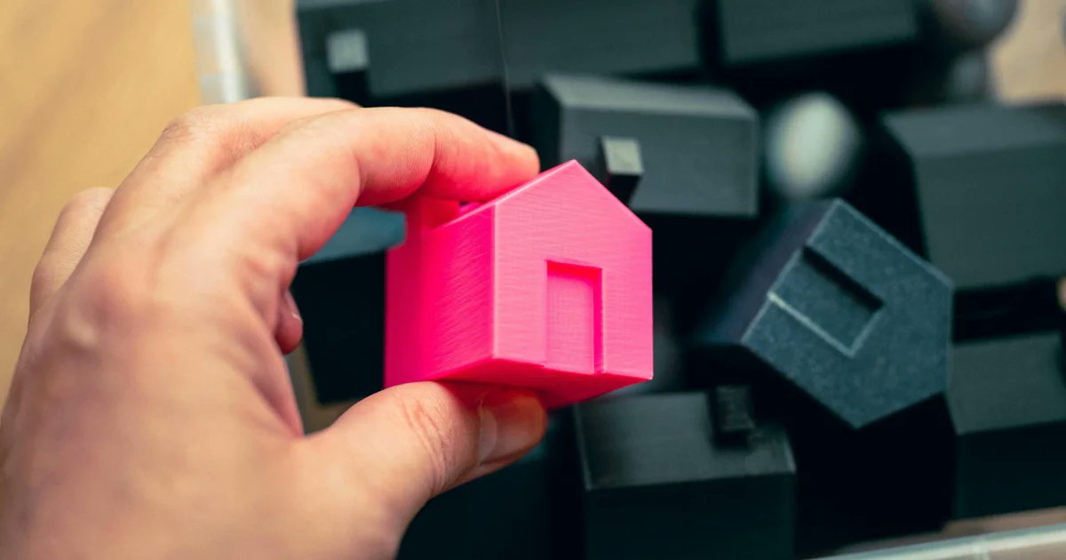 avenuepg's tweet image. If you're selling your home, one the most simple questions you need to ask yourself is this:  Do you want your house to sit on the market or do you want it to sell? 

avenuepg.com/sellers/why-so…

#onthemarket #inthemarket #condition #pricing #housessell #housessit #realestate