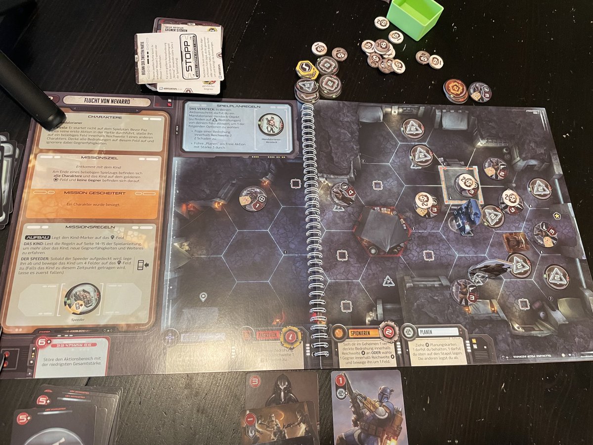 gecudam's tweet photo. Bin sehr positiv von #StarWars  #Mandalorian Adventures überrascht. Nicht zu kompliziert, trotzdem kommt man ohne Taktik nicht so leicht durch, schönes Material und leichte Legacy Vibes. Spielt sich außerdem flott weg. #boardgames https://t.co/yH4MhvYbgg