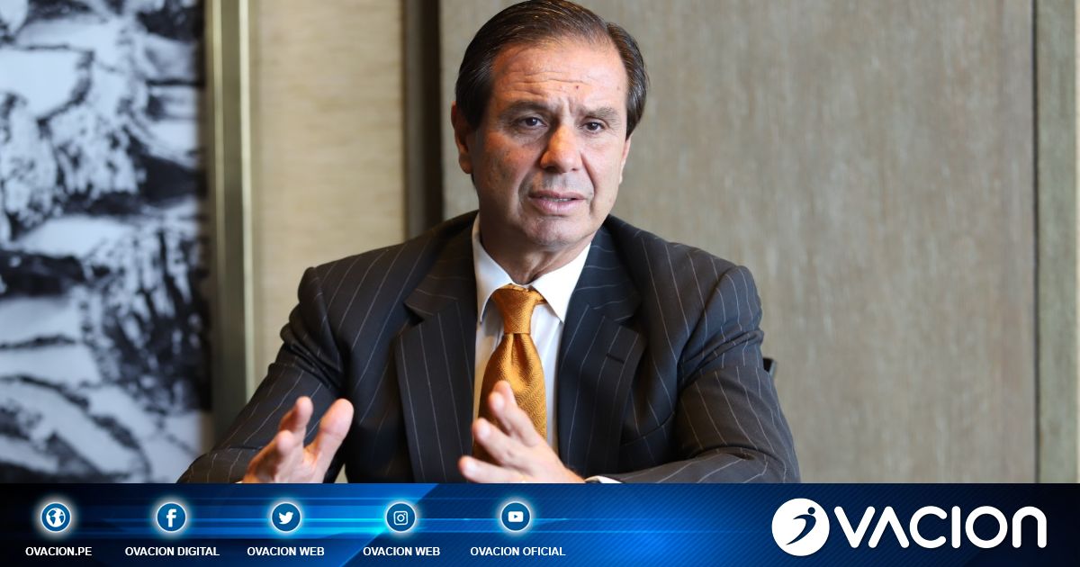 ovacionweb's tweet photo. Felipe Cantuarias: "Joel Raffo ya cumplió su ciclo como presidente". https://t.co/gYDiYYVR10 https://t.co/tlXUmYroy4