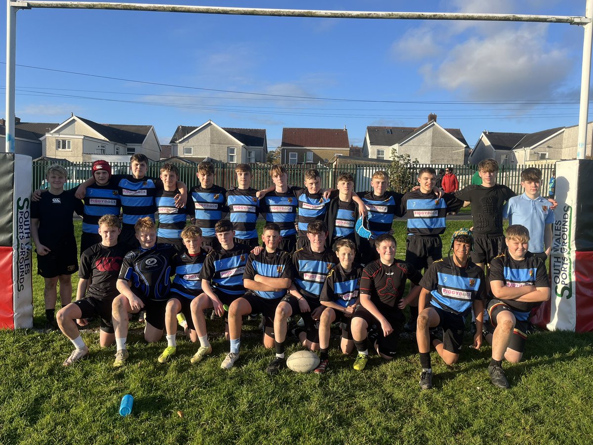 BrynCelynnogPE's tweet photo. Year 9 🏉 progress through to Round 3 of the British Cup after a victory against a well drilled Dyffryn Aman. High work rate and a superb skill set ensured the victory scoring some great tries along the way. 

POTM: Kaylan Bowen and Tennyson Murphy 👏 https://t.co/z0AwNma9eL