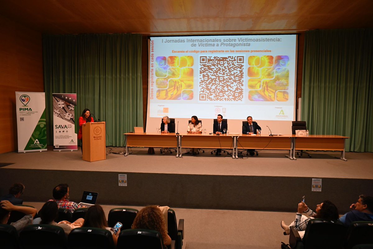 JusticiaJunta's tweet image. La atención integral en los #SAVA, la habilitación de Salas Gesell para grabar declaraciones y salas de espera separadas en los juzgados contribuyen a evitar la revictimización de las mujeres que sufren #ViolenciaDeGénero durante el proceso judicial.