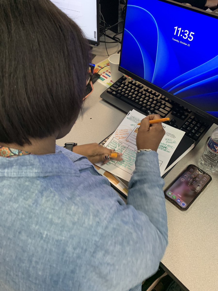 Kelly Curry tweet media