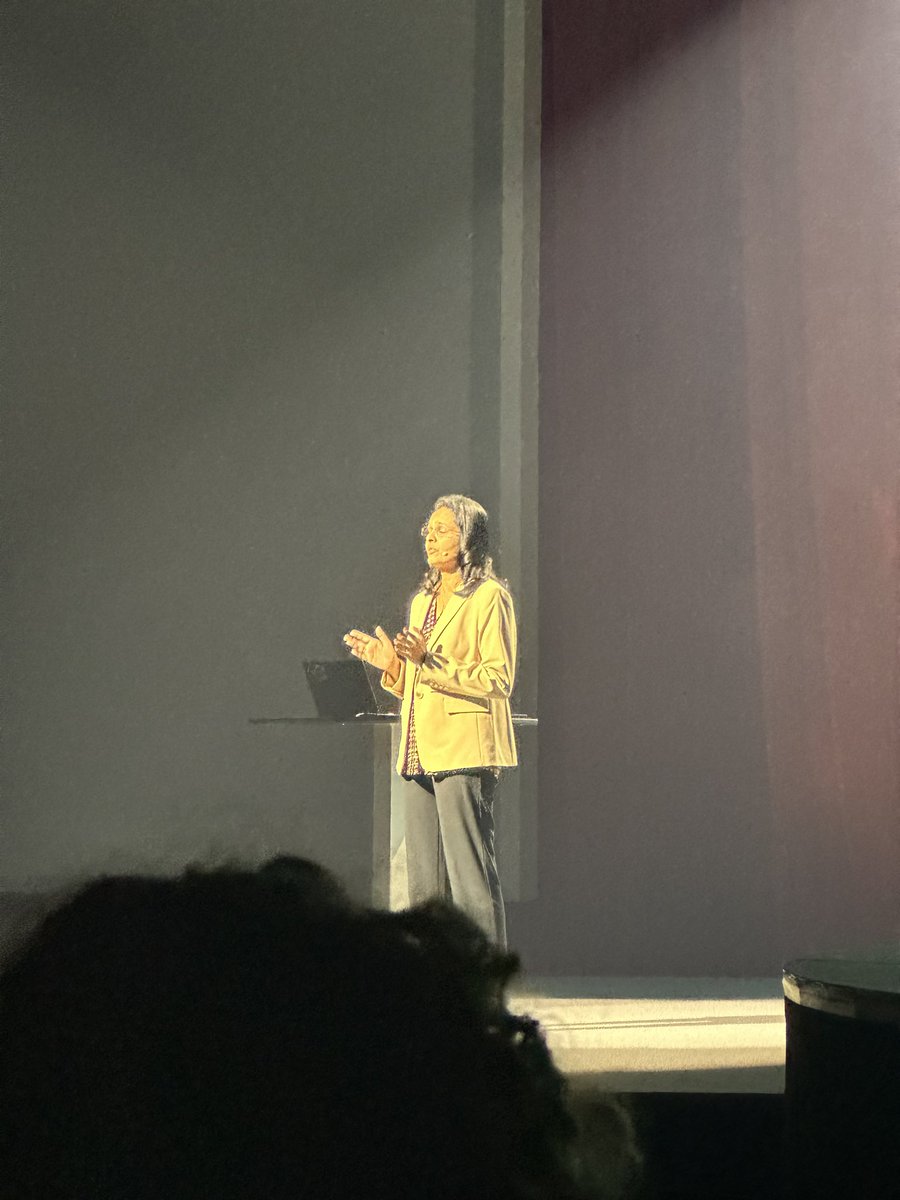 Janette Hausler tweet media