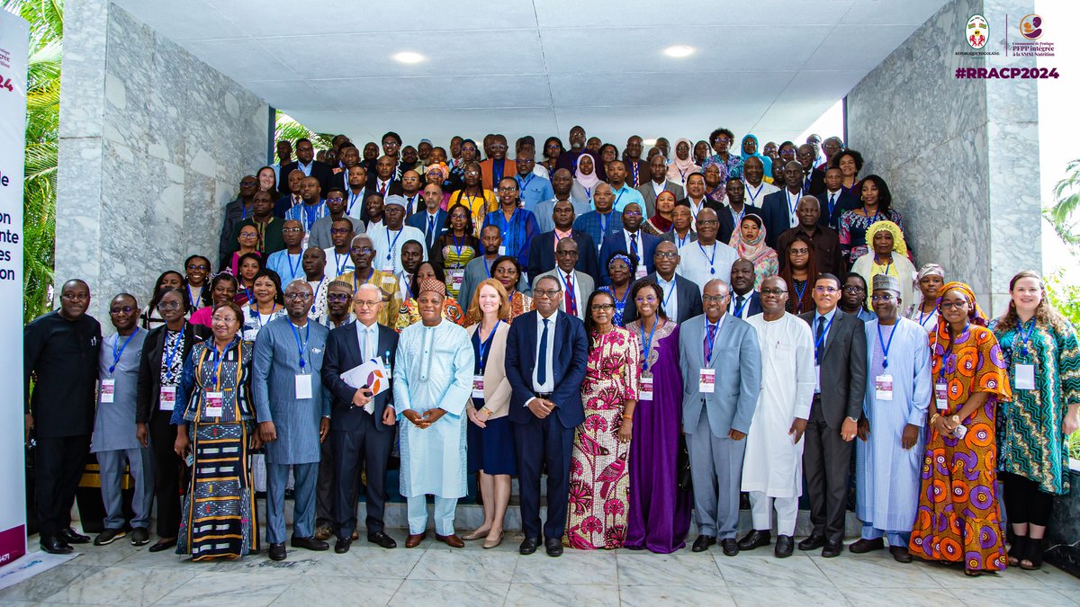Communauté de Pratique PFPP intégrée (@communautepfpp) on Twitter photo Photo de famille à l'issue de la cérémonie d'ouverture de la 5ème Réunion Régionale Annuelle du CdP PFPP-SMNI-Nut. 
Du 22 au 24 oct 2024 à Lomé
#RRACP2024 #CdP #SantéMèreEnfant <a href="/FP2030NWCA/">FP2030NWCA</a> <a href="/UNFPATogo/">UNFPA Togo</a>  <a href="/UNICEF/">UNICEF</a> <a href="/Jhpiego/">Jhpiego</a> <a href="/ecowas_cedeao/">Ecowas - Cedeao</a> <a href="/IPPFAR/">IPPFAR</a> <a href="/OMS_Afrique/">OMS Afrique</a> Photo de famille à l'issue de la cérémonie d'ouverture de la 5ème Réunion Régionale Annuelle du CdP PFPP-SMNI-Nut. 
Du 22 au 24 oct 2024 à Lomé
#RRACP2024 #CdP #SantéMèreEnfant <a href="/FP2030NWCA/">FP2030NWCA</a> <a href="/UNFPATogo/">UNFPA Togo</a>  <a href="/UNICEF/">UNICEF</a> <a href="/Jhpiego/">Jhpiego</a> <a href="/ecowas_cedeao/">Ecowas - Cedeao</a> <a href="/IPPFAR/">IPPFAR</a> <a href="/OMS_Afrique/">OMS Afrique</a>