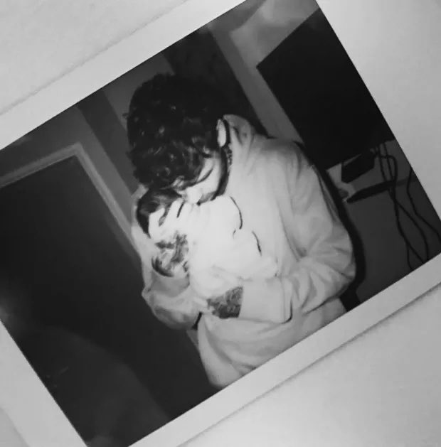 1DAlert's tweet photo. Bear, when you grow up I hope you’re proud of being Liam Payne’s son. Your father brought love and happiness to the world when millions of us needed it most. He is gone, but his legacy will live on forever and ever. 🕊️💔 https://t.co/IxRVOWHt1e