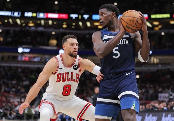 The NBA is back! Who's ready for the showdown? 🤔🔥 #NBATipOff #BasketballMadness Photos: 240930-99-573327 (Maximilian Haupt / dpa / Newscom), egv24101682_min_vs_chi (Melissa Tamez/Icon Sportswire EGV / Icon Sportswire / Newscom)