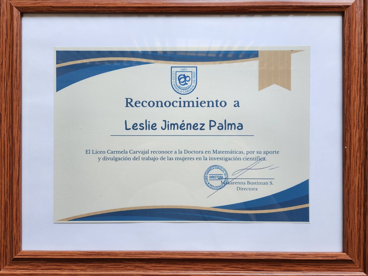 Leslie Jiménez #ellalamatematica #mathcomm 🌳 tweet media
