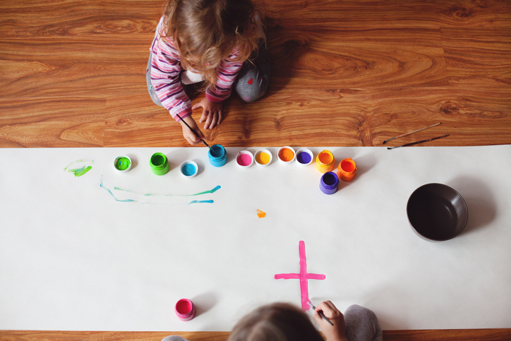 Creative expression is a great way for children to learn about and build their faith. Art has a unique ability to help them build their connection to God and share the love of Jesus with others. Learn about how: stcharlesschoolorlando.org/2024/10/21/how…