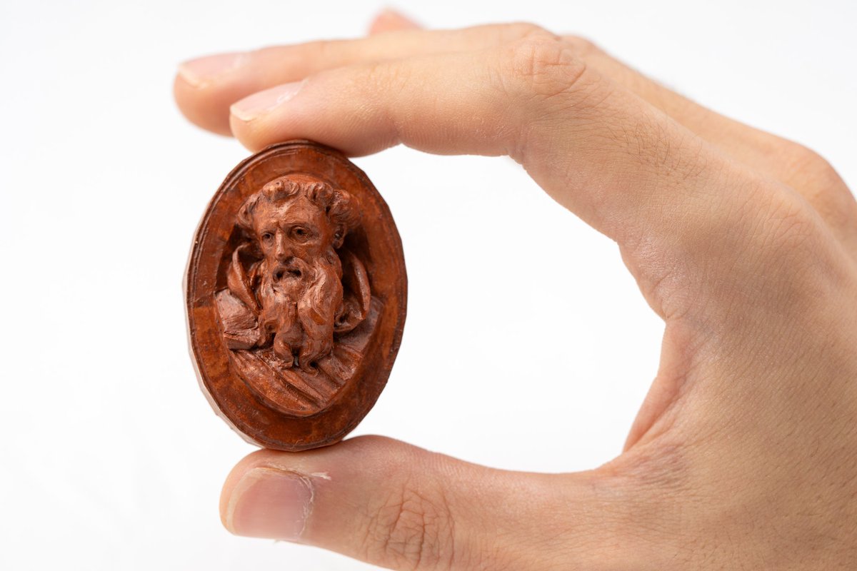 Ángel Sarmiento Burgos (@sarmiento_burgo) on Twitter photo Beato Fray Diego José de Cádiz. Terracota (3 cm x 4 cm)
Modelado original del broche-camafeo que estrenara el pasado 5 de octubre para su coronación canónica en la Catedral de Málaga la Divina Pastora de las Almas.
<a href="/DivinaPastora/">Divina Pastora de Málaga</a> Beato Fray Diego José de Cádiz. Terracota (3 cm x 4 cm)
Modelado original del broche-camafeo que estrenara el pasado 5 de octubre para su coronación canónica en la Catedral de Málaga la Divina Pastora de las Almas.
<a href="/DivinaPastora/">Divina Pastora de Málaga</a>