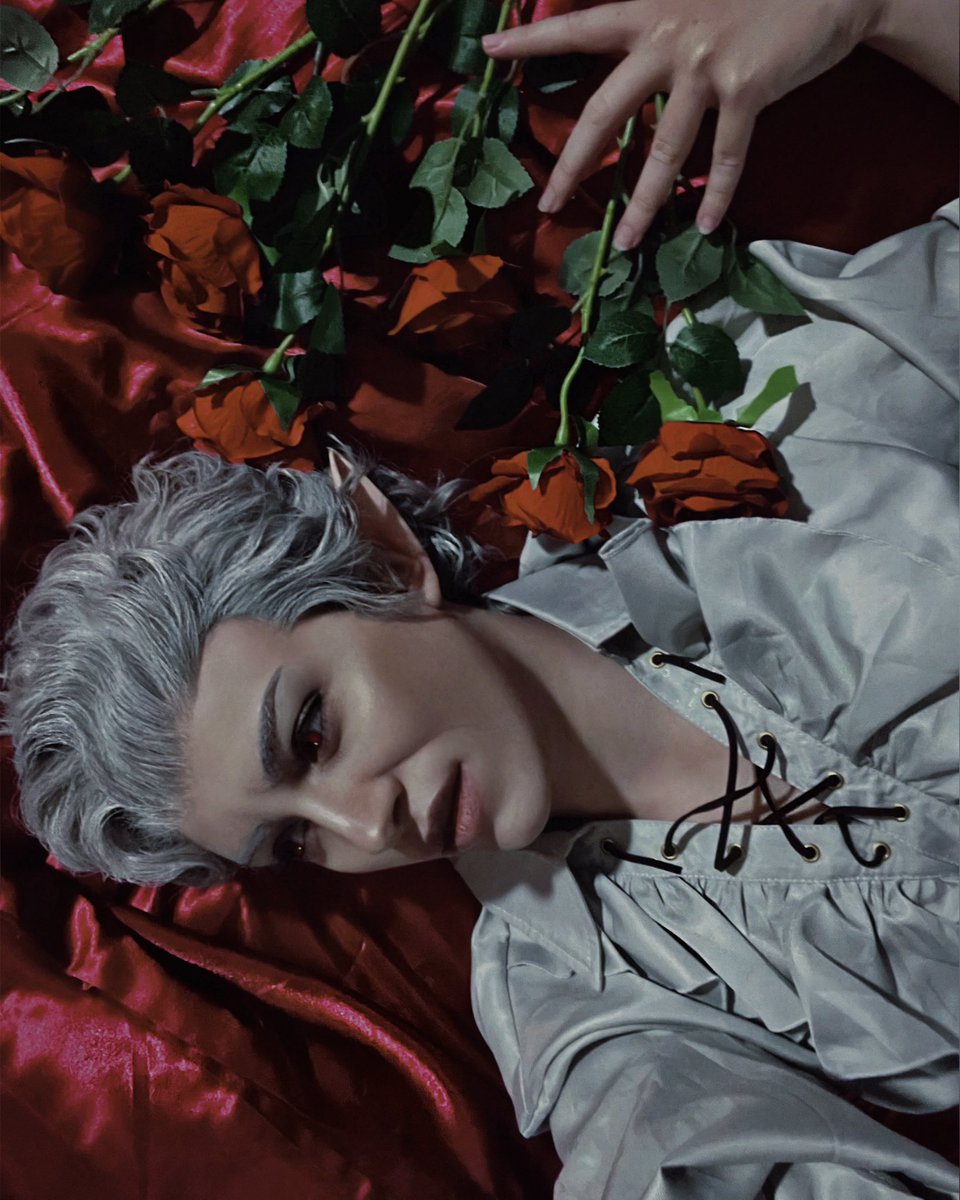 🩸

#Astarion #BaldursGate3 #Astarioncosplay #Baldursgate3cosplay